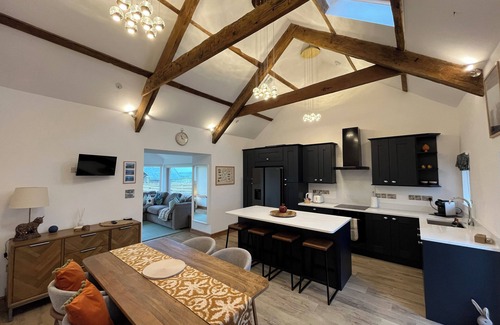 Holyhead Cottage | Cuddfan