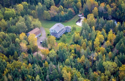 Murray Harbour Cottage | Pet-Friendly Cuddle Doon: Forest & Lake Retreat in PEI