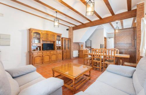 Chulilla House | Cueva De La Portería