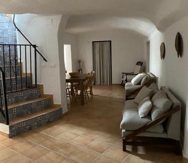 Cuevas del Campo House | Discover Cueva de Ramón y Elvira: Family-Friendly Retreat