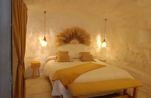 Baza Villa | Family-Friendly Cueva OTTO with Ocean Views & Pool