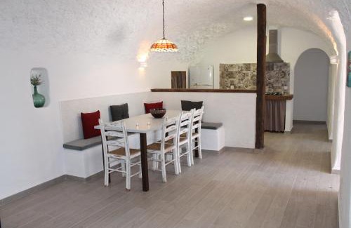 Freila House | Elevated Stays at Cuevas Adonia - Oceanfront & Pet Friendly