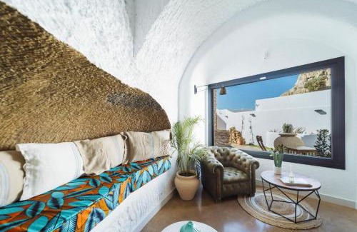 Benalua de Guadix House | Discover Family-Friendly Comfort at Cuevas de Kabila