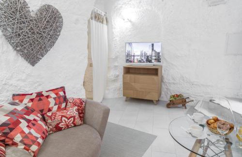 Valtierra House | Experience Comfort at Cuevas de las Bardenas Hotel