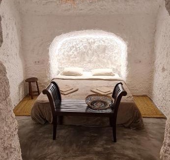 Villanueva de las Torres Apartment | Oceanfront Escape at Cuevas Los Coloraos - El Bandido