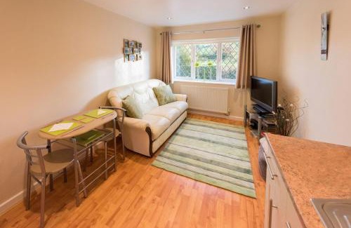 Sugnall Bed & Breakfast | Guest Rated 10/10 at Cul Mor B&B with Delicious Breakfast