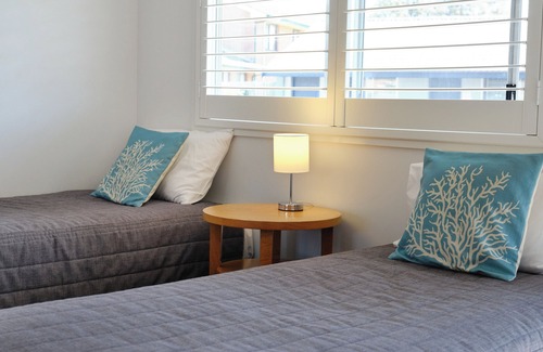Culburra Beach Hotel | Unforgettable Stay at Culburra Beach Motel with Breakfast