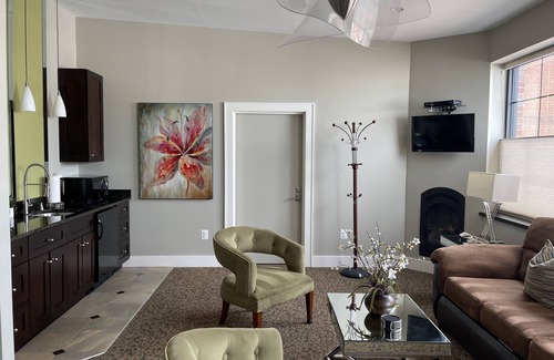 West Fairfax Hotel | Elevate Your Stay at Culpeper Center Suites: 9.4/10 Rating