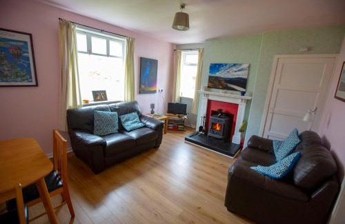 Galloway Forest Park House | Pleasant Stay at Culsharg Cottage - Pet & Child Friendly