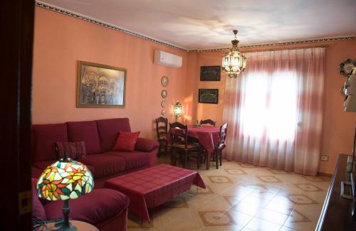 Almagro Apartment | Vibrant Culturas y Colores in Almagro with Pool & WiFi