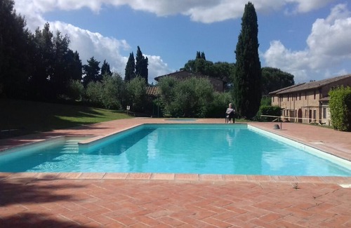 Montaione Apartment | Explore Culture and Relaxation in the Tuscan Countryside