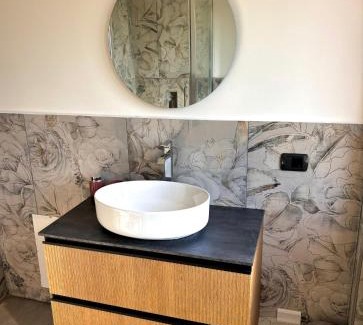 Licola Apartment | Pet-Friendly Cuma72: Guest Rated 9.8, Family Approved