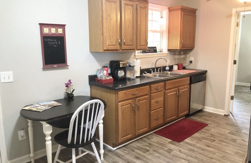 Smyrna House | Exceptional Cumberland Cottage: Family & Pet Friendly Retreat