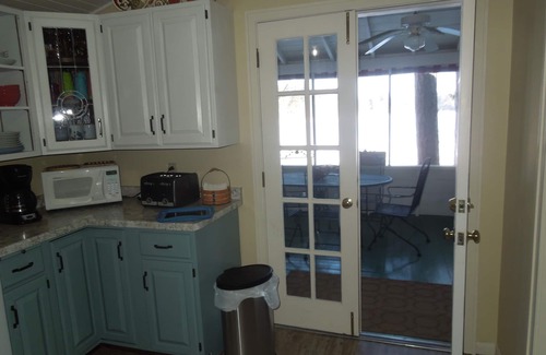 Waupaca Cottage | Top-Rated Cumley's Journeys End Cottage on McCrossen Lake