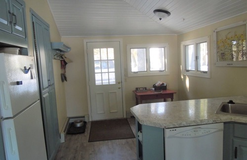 Waupaca Cottage | Top-Rated Cumley's Journeys End Cottage on McCrossen Lake