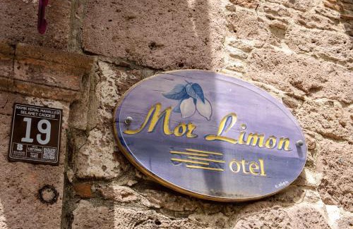 Ayvalik Bed & Breakfast | Discover Cunda Mor Limon Otel for Your Next Getaway