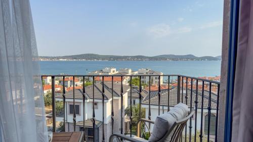 Mithatpasa Hotel | Discover Cunda Nisa Otel: Family-Friendly Comfort Awaits
