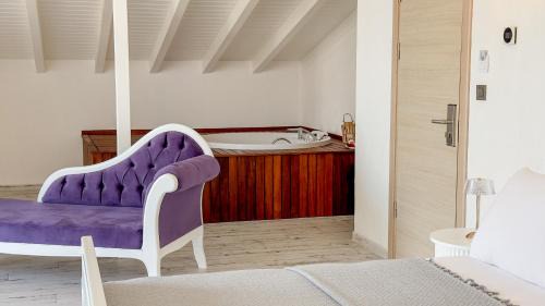 Mithatpasa Hotel | Discover Cunda Nisa Otel: Family-Friendly Comfort Awaits