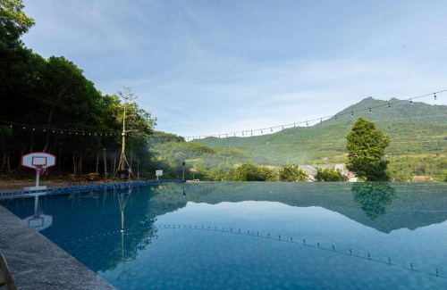 Ba Vi Villa | Experience Cung Mây Villas - 4-Star with Pool & Breakfast