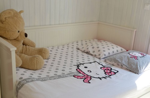 Mouilleron-le-Captif House | Cozy Cupid's Arrow: Child-Friendly Stay with Spa Access