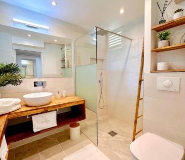 Gros Raisins Apartment | Oceanfront Studio in Curaçao with Pool and Hot Tub