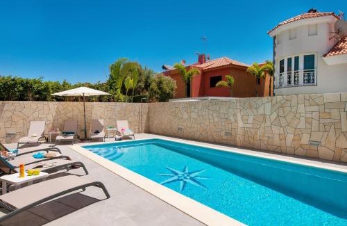 Sonnenland Villa | Inviting Curie Hotel with Pool & Ocean View by VillaGranCanaria