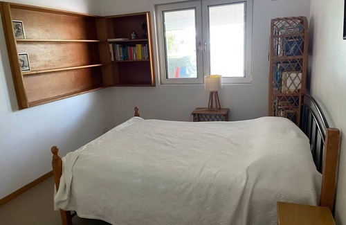 Curl Curl Cottage | Family-Friendly Curl Curl Beach Cottage Retreat Awaits You