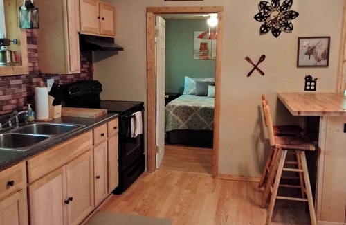Center Ossipee Cottage | Curl up and unwind: The perfect fall foliage escape! Bonus free early check in!
