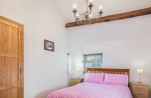 Castletown Cottage | Curlew Cottage - a holiday cottage that sleeps 2 guests in 1 bedroom