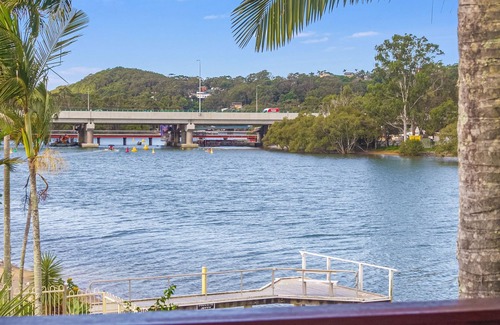 Currumbin Waters House | Family Beach House Retreat with Ocean Views & Pet-Friendly!