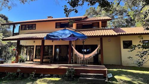 Campo Alegre House | Unwind at Casa dos Pássaros - Campo Alegre, 4-Star Retreat
