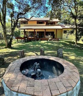 Campo Alegre House | Unwind at Casa dos Pássaros - Campo Alegre, 4-Star Retreat