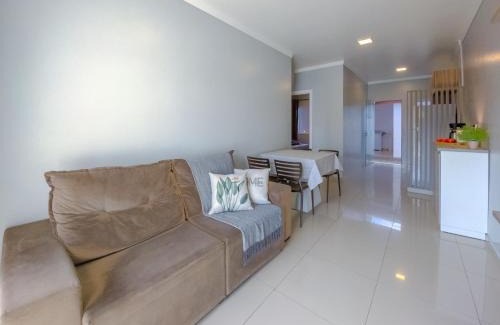 Praia da Armacao do Itapocoroi Apartment | Perfect Getaway at Curta Praia da Armação - Casa Tulipa
