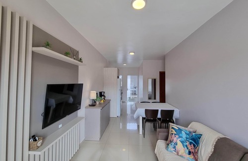 Praia da Armacao do Itapocoroi House | Pet-Friendly Retreat at Curta Praia de Armação - Casa Violeta