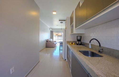 Praia da Armacao do Itapocoroi House | Top-Rated Casa Girassol at Curta Praia de Armação