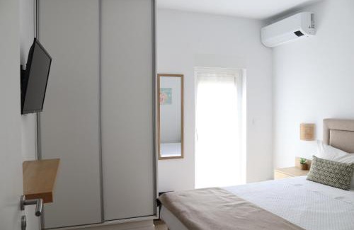 Ilhavo House | Highly Rated Curtido House Suits with Family-Friendly Amenities