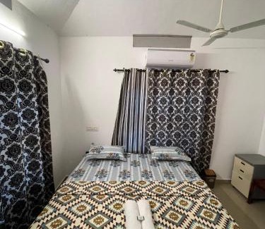 Lakkidi House | Curved Comforts