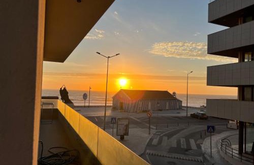Praia de Mira Apartment | Oceanfront Bliss at Custódio Ocean View - Rated 9.3/10