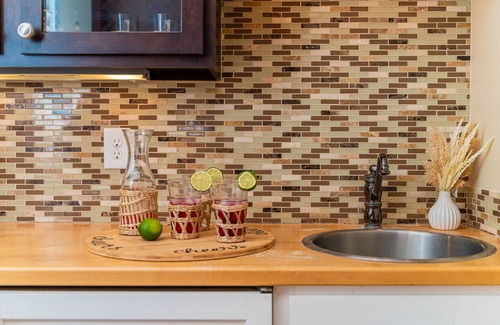 Emerald Isle House | Beachfront Oasis: Relax in Our Oceanview Home with Pool