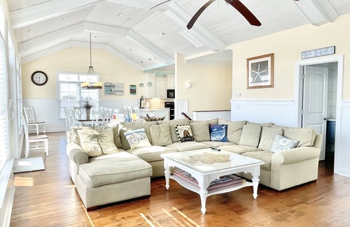 Sunset Beach House | Beautiful Beach Home with Private Pool & Top Guest Rating