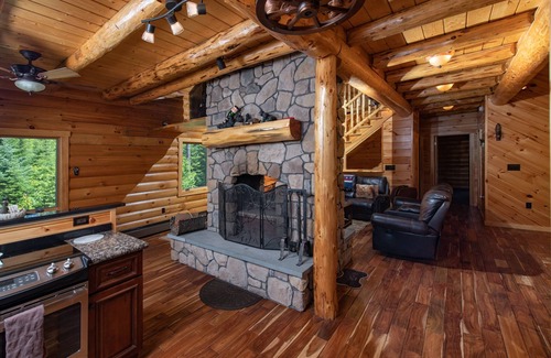 Twin Mountain Cabin | Experience a Custom Built Log Cabin Near Mt Washington