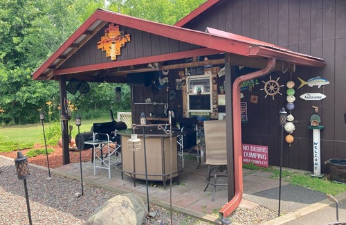 Moose Lake House | Idyllic Log Home Retreat on 40 Acres, Perfect for Snowmobiling