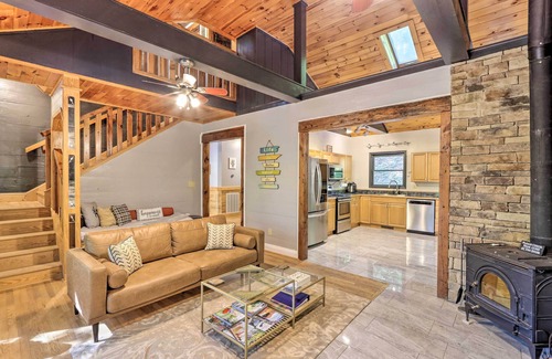 Ellijay Cabin | Modern Cabin Retreat with Spa, Hot Tub & Tesla Charger