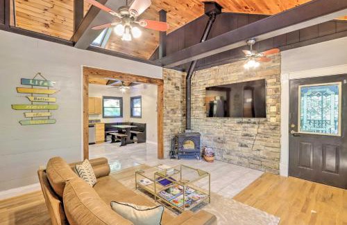 Ellijay House | Elegant Custom-Built Cabin with Tesla Charger & Hot Tub