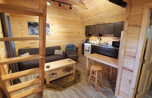 Jackman Cabin | Inviting Tiny Home Cabin in Maine's Scenic Jackman