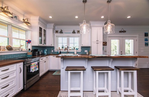 Edisto Island House | Discover a Custom Showplace with Scenic Creek Views