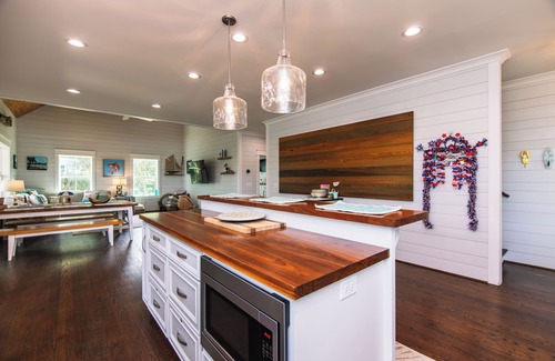 Edisto Island House | Discover a Custom Showplace with Scenic Creek Views