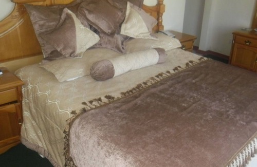Chinhoyi Hotel | Discover Comfort at Cut Hotel with Family-Friendly Amenities