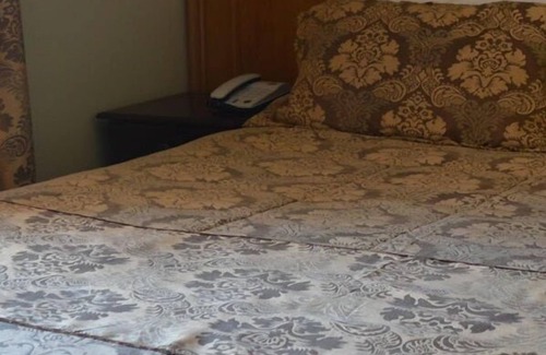 Chinhoyi Hotel | Discover Comfort at Cut Hotel with Family-Friendly Amenities