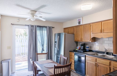 High Point House | Cozy Townhome Near HPU with Spa and Family-Friendly Amenities
